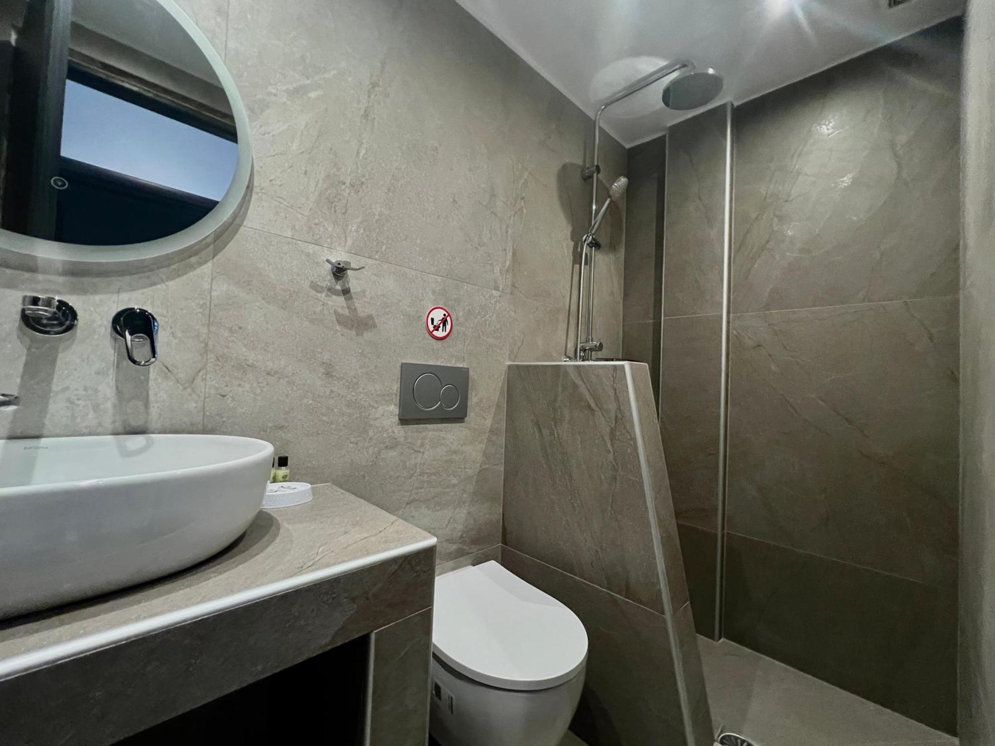 ארטמידה Penthouse & Apartments By The Sea Airport Airstay מראה חיצוני תמונה